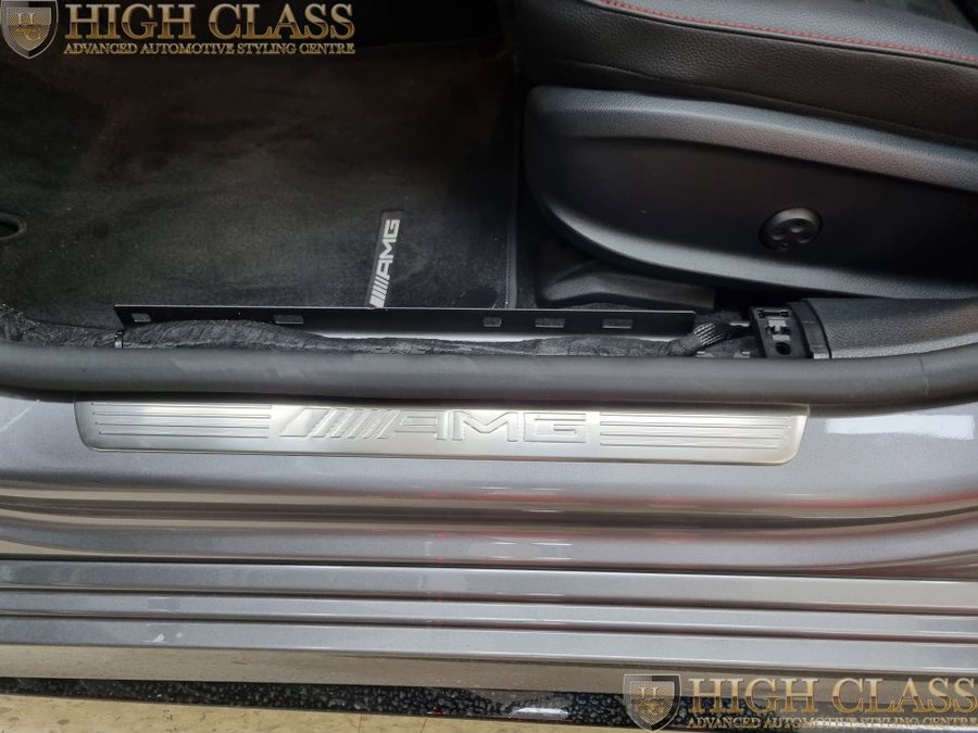 벤츠 A45 AMG 순정 도어스커프 어라운드뷰