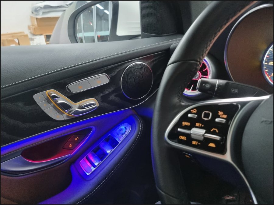 벤츠 GLC 순정 어라운드뷰와 정품 LED 송풍구 엠비언트