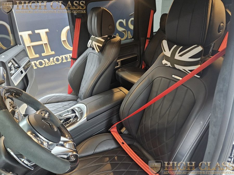 벤츠 G63 AMG 감성은 레드 컬러 안전벨트