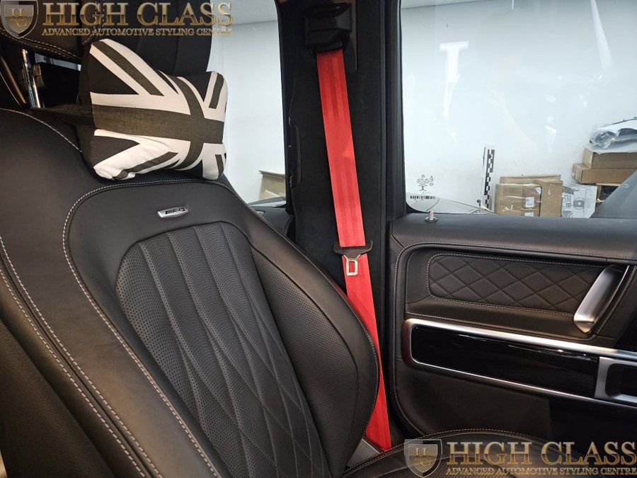 벤츠 G63 AMG 감성은 레드 컬러 안전벨트