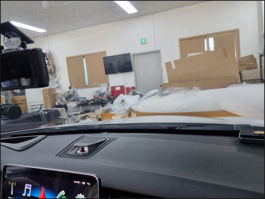 BMW5GT 뱅앤올룹슨보다 하이클라스 전동센터스피커