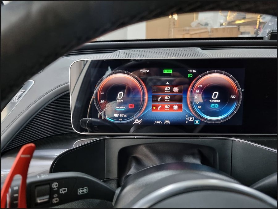 벤츠 EQC HUD 헤드업디스플레이 EQC400 전기차 순정레트로핏