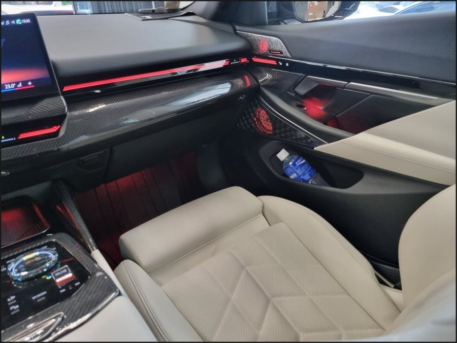 BMW520i G60 회오리 스피커 엠비언트, AVI스피커 - 바워스앤윌킨스 튜닝