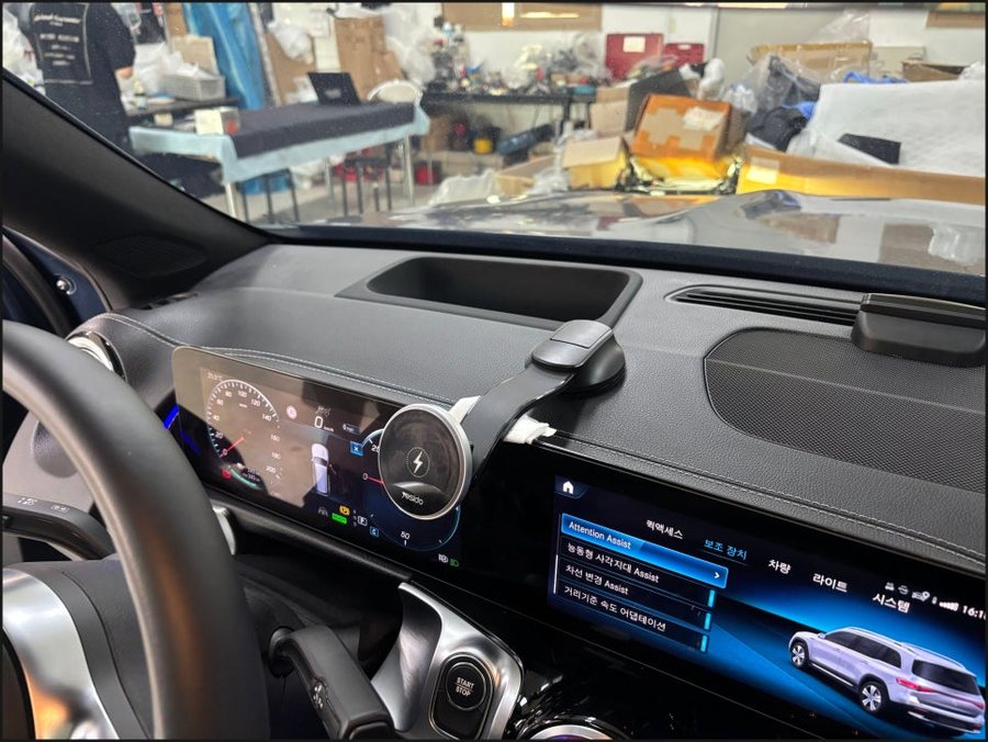 벤츠 EQB300 HUD 헤드업디스플레이 정품옵션