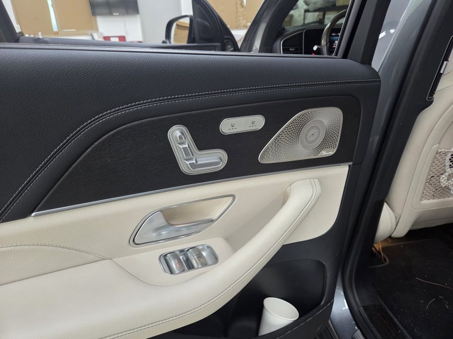 벤츠 GLS 580 피아노트림 상위 트림