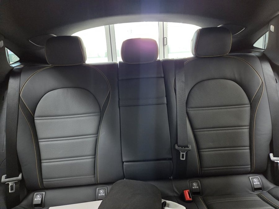 벤츠 GLC AMG 옐로우 컬러 안전벨트