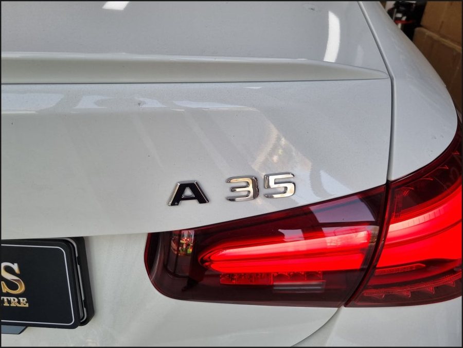 신형 벤츠A클래스 A35AMG 코딩, 4D부메스터, 미드레인지 도어라인 엠비언트