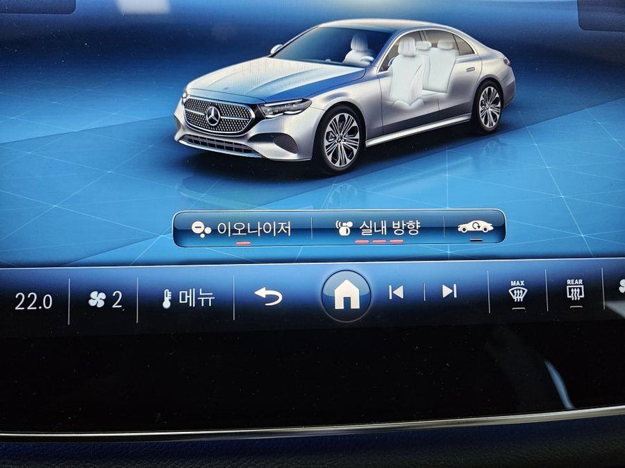 벤츠 E300 이오나이저 에어밸런스 4d 전동트위터 W214 옵션