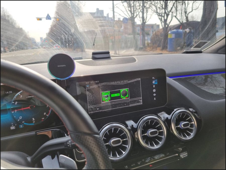 벤츠 GLA250 어라운드뷰 순정 카메라 옵션