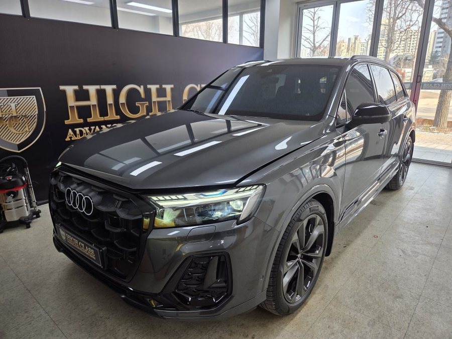 아우디 Q7 50 TDI 뱅앤올롭슨 전동트위터 시공 위치