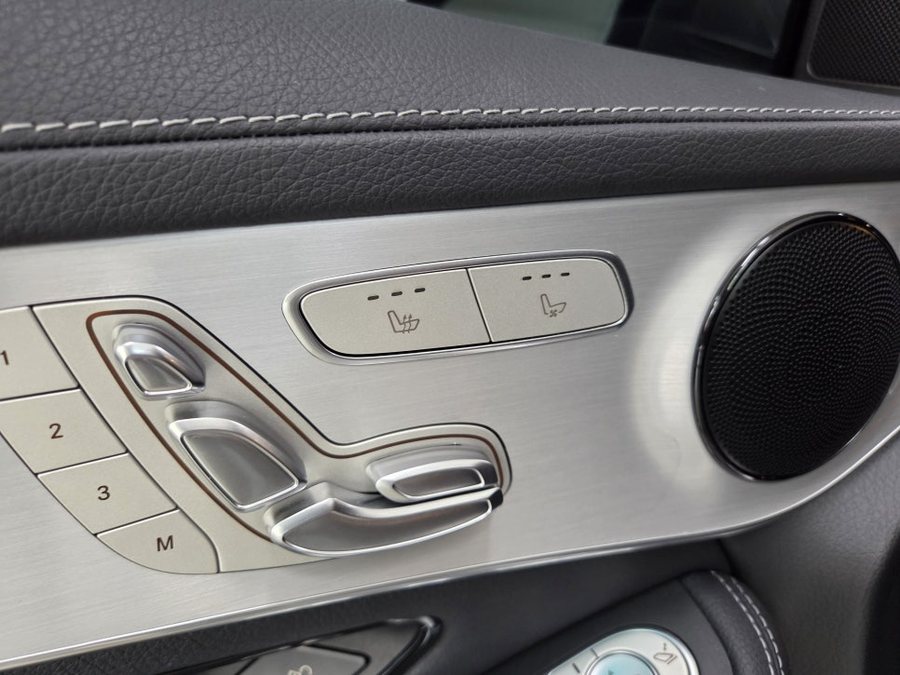 벤츠 GLC 300e 통풍옵션 추가 엠비언트와 함께 시공 가능한 매장