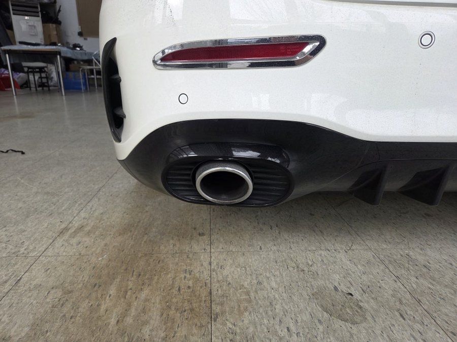 벤츠 A클래스 AMG 듀얼 머플러 팁 바디킷, 도어 라인 센터 콘솔 하단 엠비언트