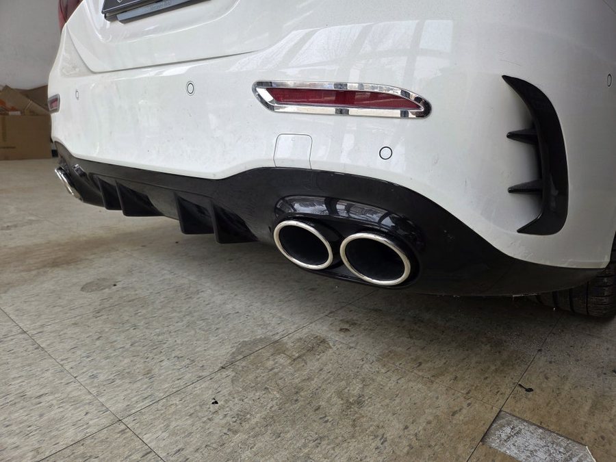 벤츠 A클래스 AMG 듀얼 머플러 팁 바디킷, 도어 라인 센터 콘솔 하단 엠비언트