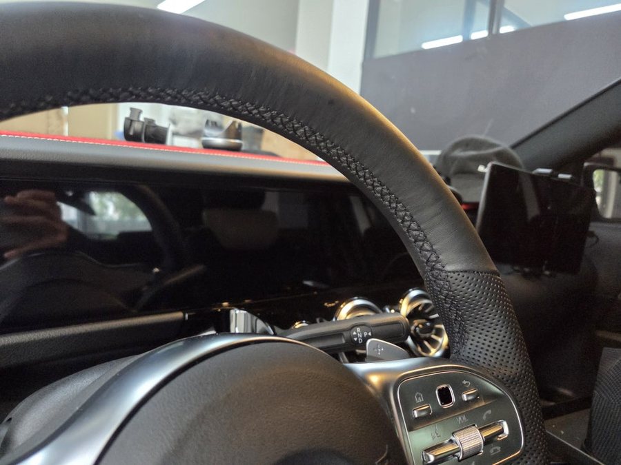 벤츠 EQA AMG 라인 4단 온도 조절 핸들 열선
