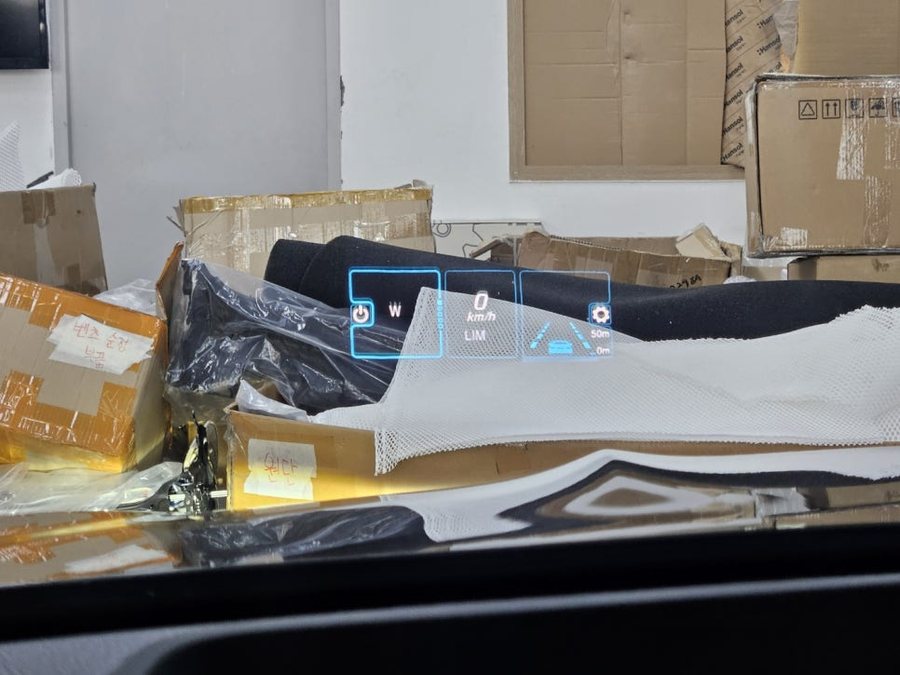 벤츠 GLB 220 HUD 헤드업디스플레이 정품으로 걱정없이 시공