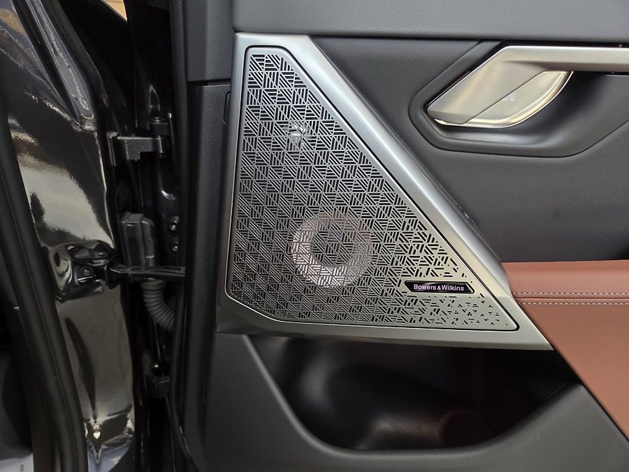 BMW 530e G60 회오리스피커 엠비언트 앞좌석 뒷좌석