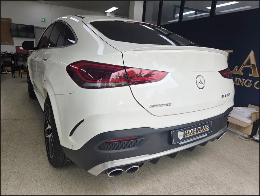 벤츠 GLE53AMG 전동사이드스텝 시공, 순정 감성 그대로