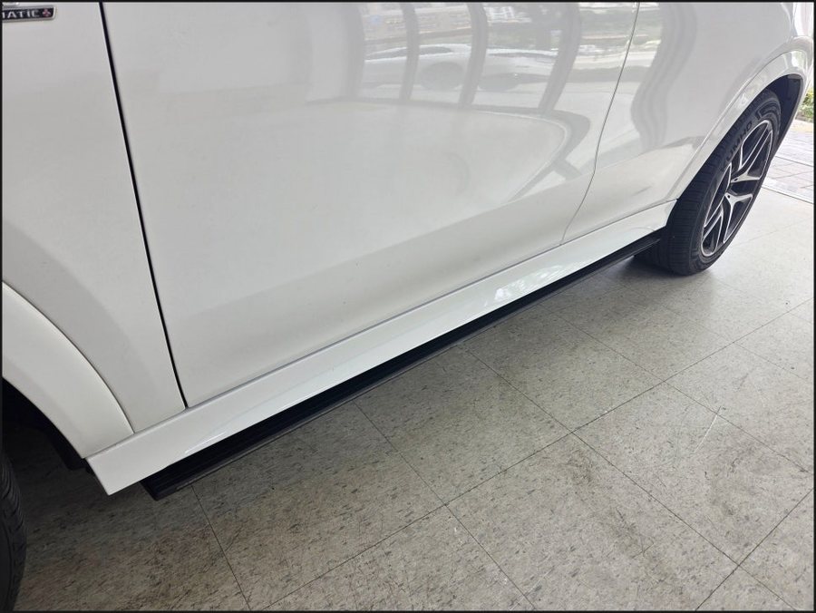 벤츠 GLE53AMG 전동사이드스텝 시공, 순정 감성 그대로