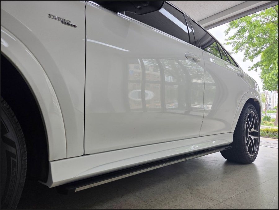 벤츠 GLE53AMG 전동사이드스텝 시공, 순정 감성 그대로