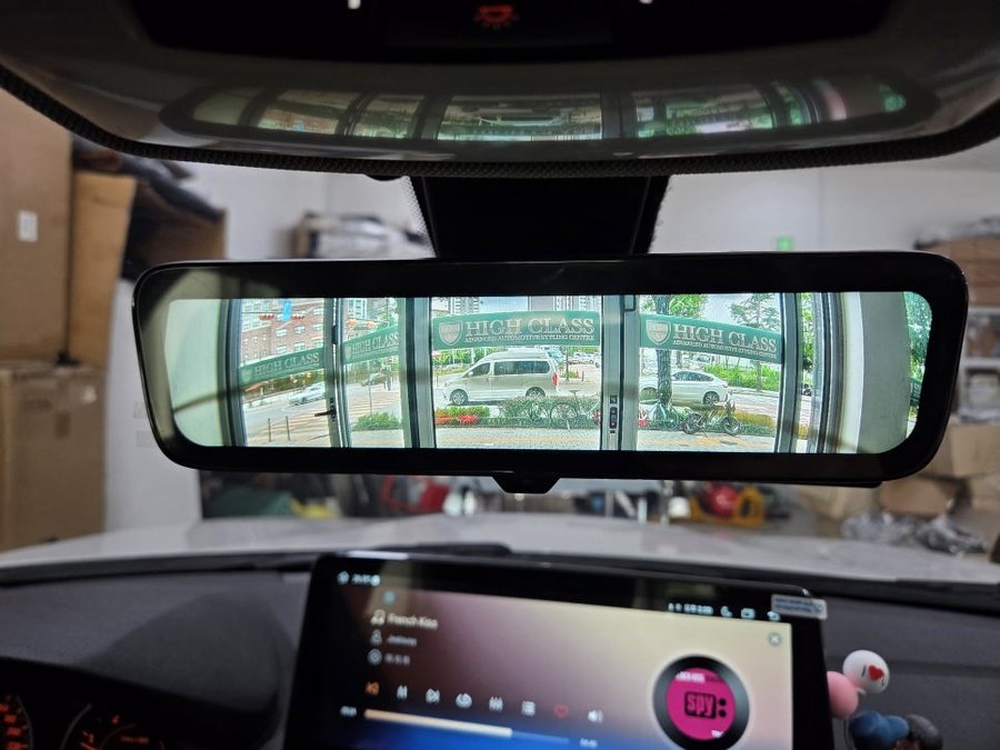 BMW F20 118d 해치백 디지털 룸미러