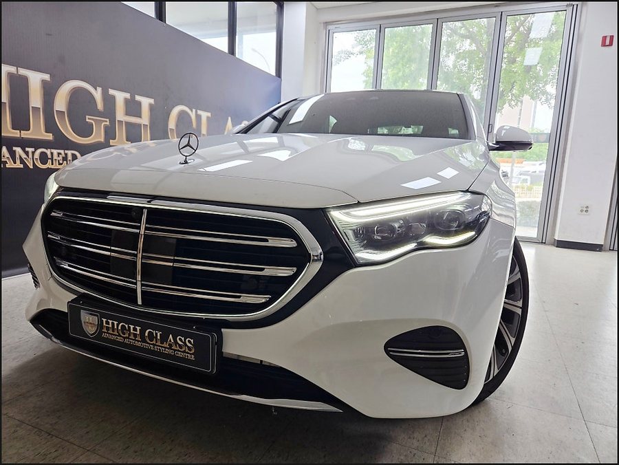 벤츠 E350e 발광그릴, E클래스 익스클루시브 모델이 야간에 멋내는 순정 옵션