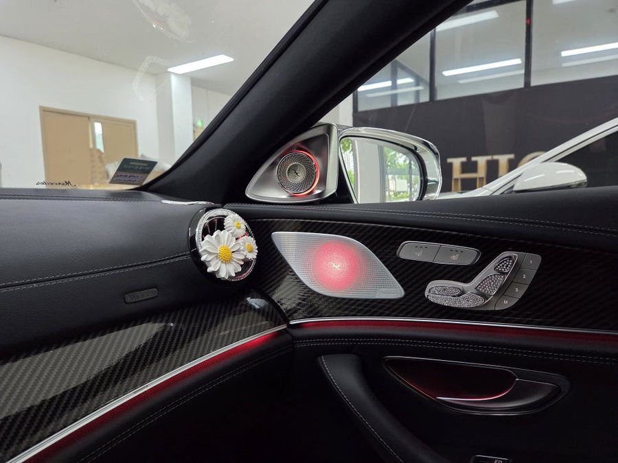 벤츠 GT AMG 스피커 엠비언트 풀 튜닝