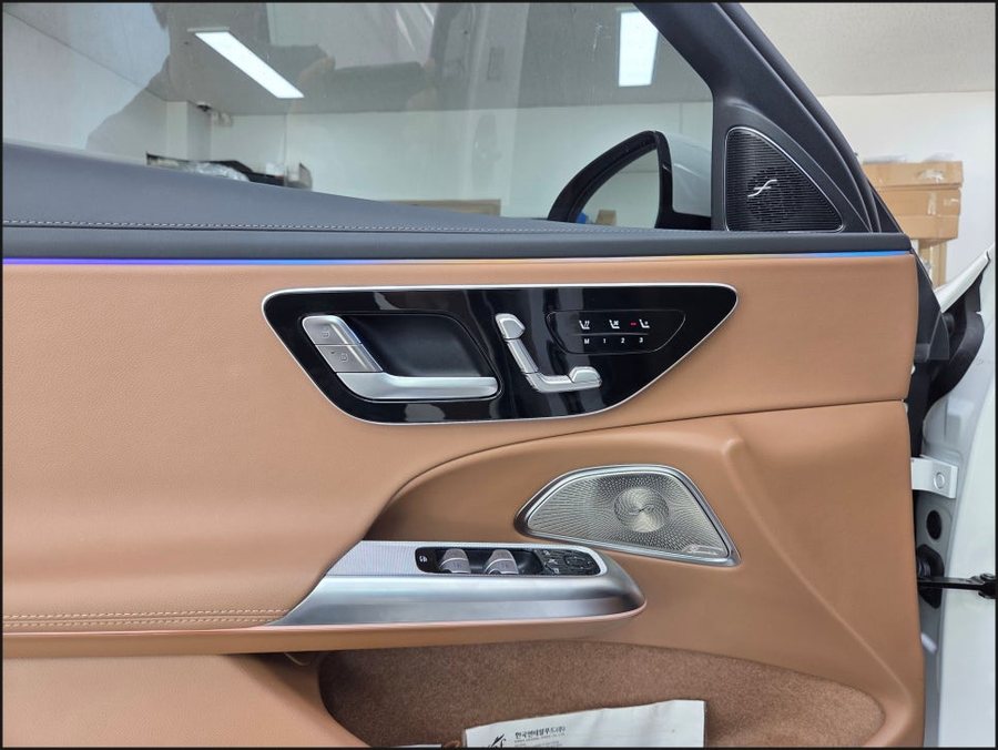 벤츠 W214 E350e, R버튼부터 순정 이오나이저·리어 공조기까지 추가 작업